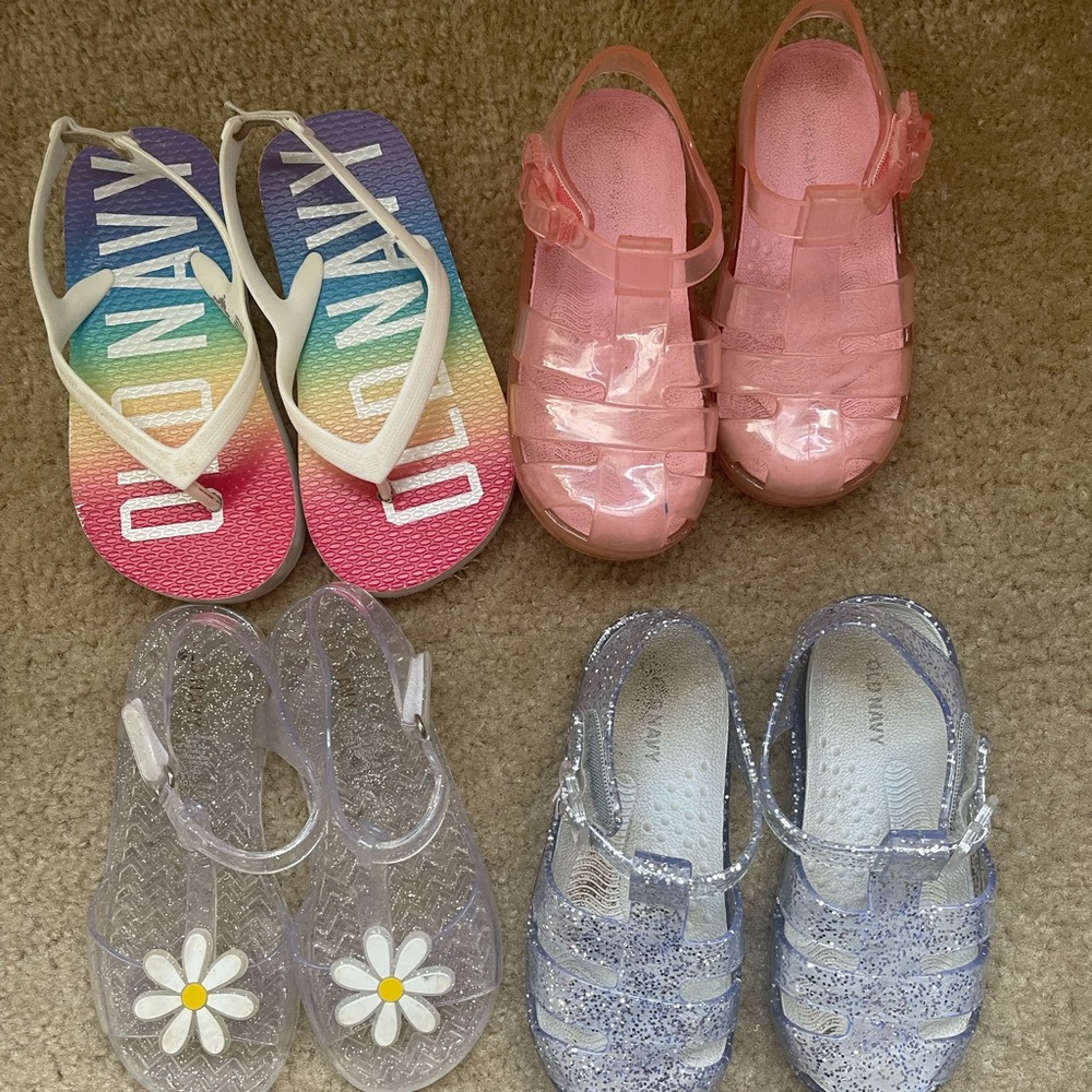 OLD NAVY SUMMER SANDALS BUNDLE